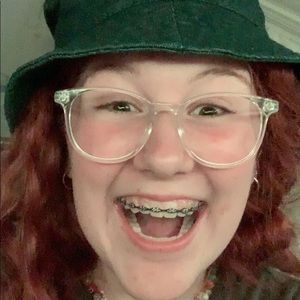 Meet your Posher, Beverly